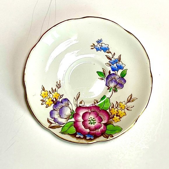 Vintage Royal Adderley Bone China Teacup & Saucer - Picture 3 of 5